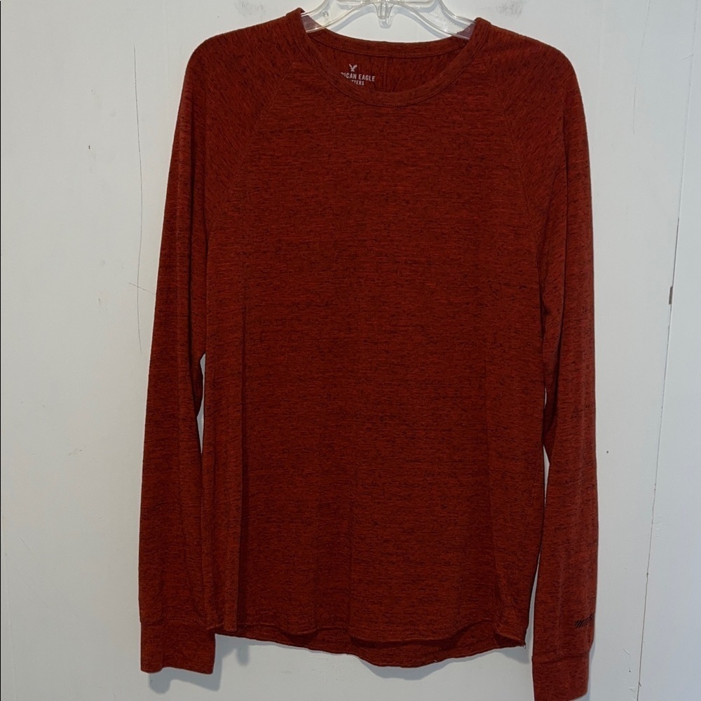 American Eagle Outfitters Men's Rust Long Sleeve Tee Active Flex A2